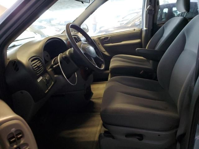 2006 Chrysler Town & Country