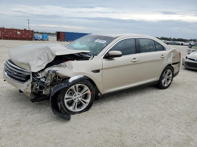 2018 Ford Taurus SEL