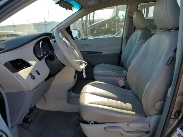 2011 Toyota Sienna Base