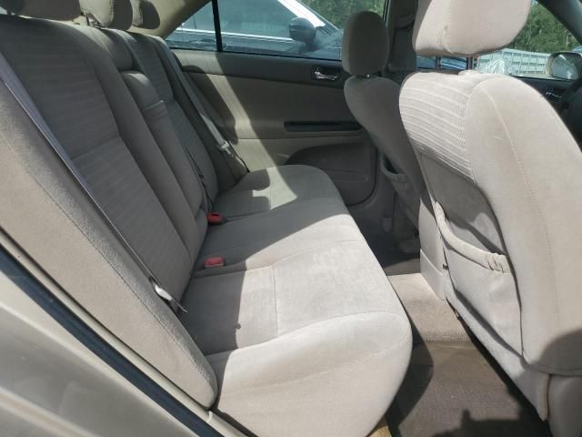 2005 Toyota Camry LE