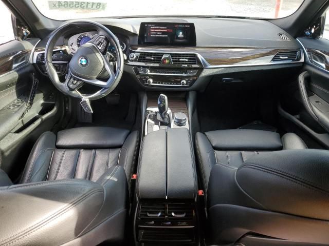 2019 BMW 530E