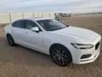 2018 Volvo S90 T6 Momentum