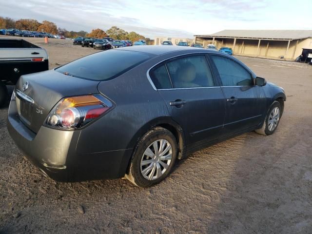 2010 Nissan Altima Base