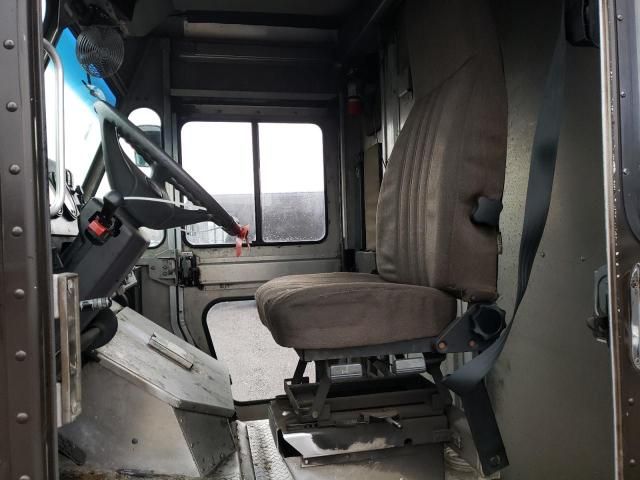 2009 Freightliner Chassis M Line WALK-IN Van