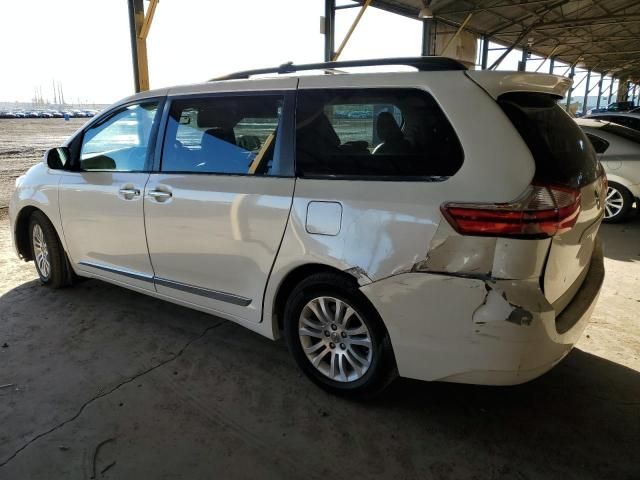 2015 Toyota Sienna XLE