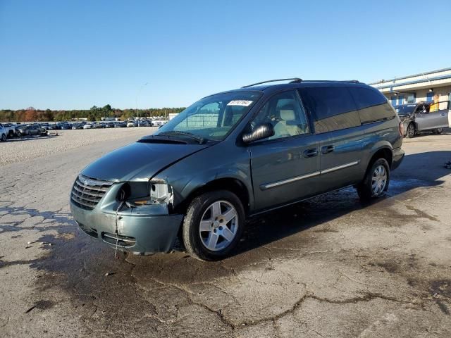 2006 Chrysler Town & Country Touring