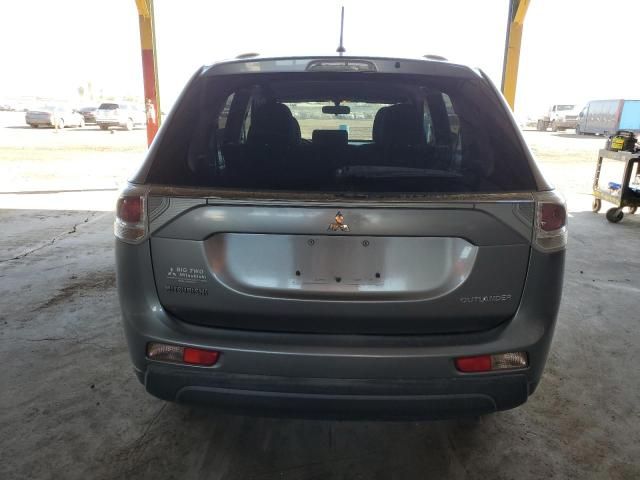 2014 Mitsubishi Outlander ES