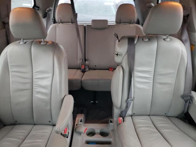 2011 Toyota Sienna XLE