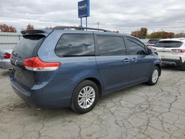 2014 Toyota Sienna XLE