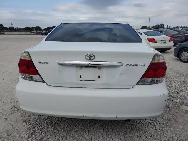 2005 Toyota Camry LE