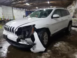 Jeep Grand Cherokee Vehiculos salvage en venta: 2015 Jeep Cherokee Latitude