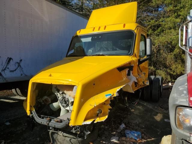 2024 Freightliner Cascadia 126