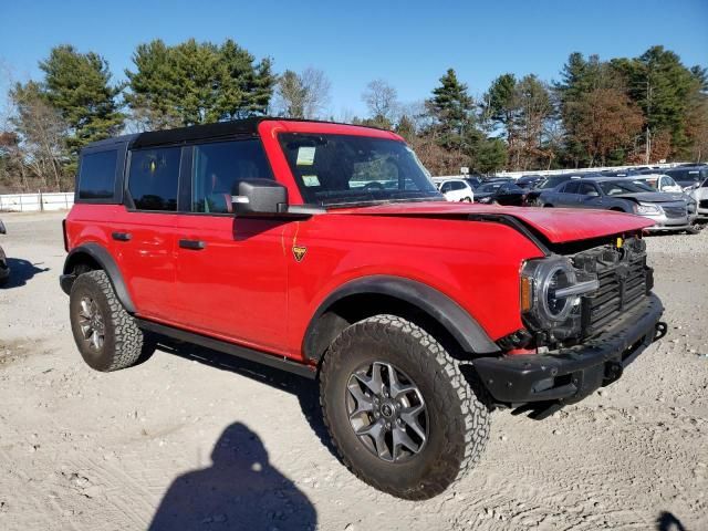 2023 Ford Bronco Base