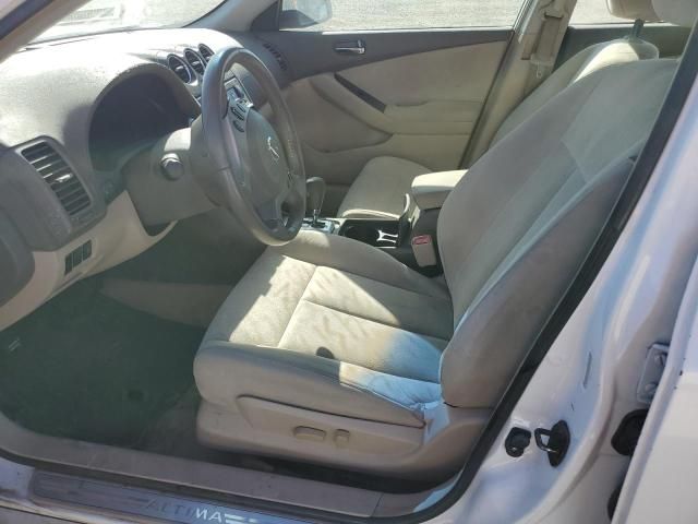 2010 Nissan Altima Base