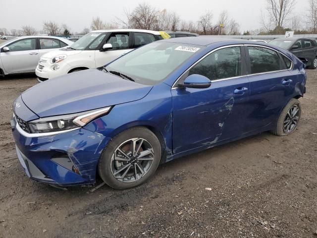 2023 KIA Forte EX