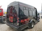 2004 Ford Econoline E350 Super Duty Cutaway Van