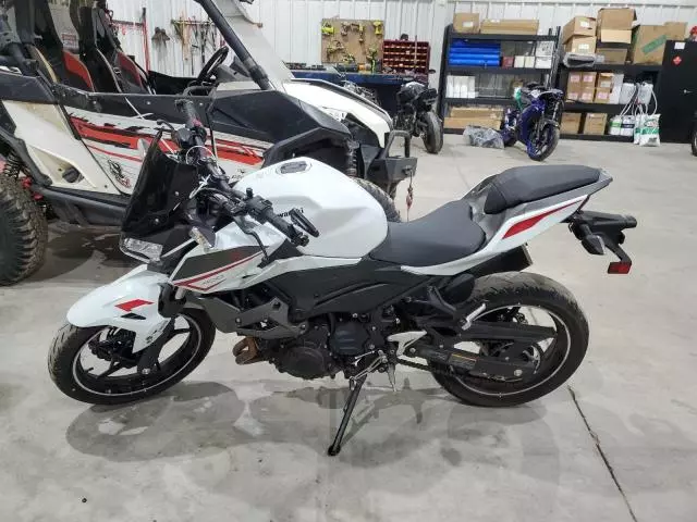 2023 Kawasaki ER400 D