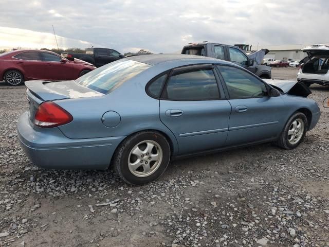 2005 Ford Taurus SE