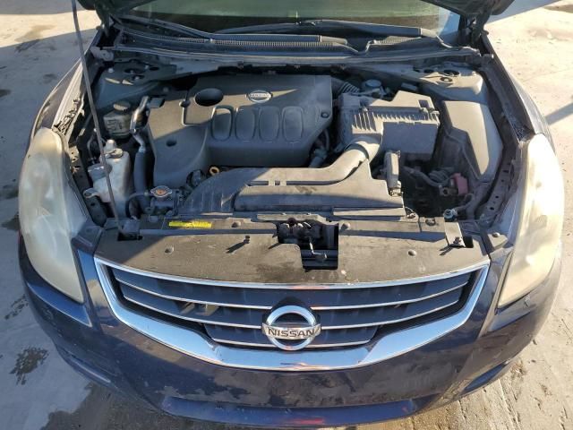 2010 Nissan Altima Base