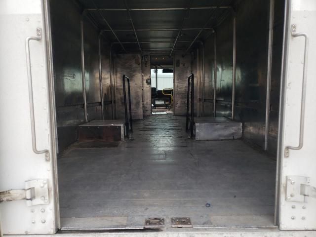 2006 Freightliner Chassis M Line WALK-IN Van