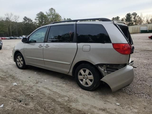 2009 Toyota Sienna CE