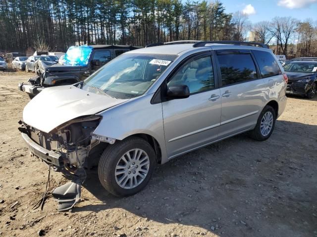 2007 Toyota Sienna LE