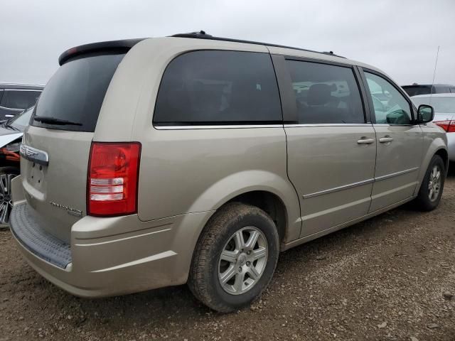 2009 Chrysler Town & Country Touring