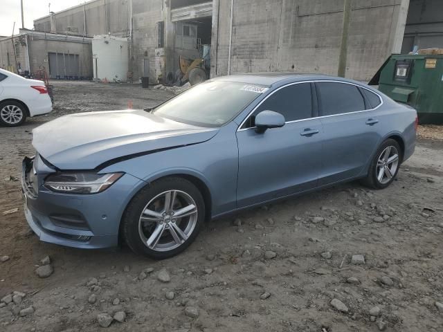 2018 Volvo S90 T5 Momentum