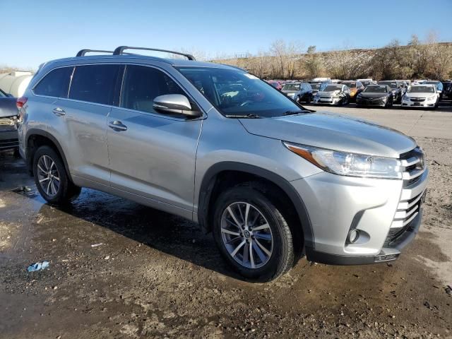 2018 Toyota Highlander SE