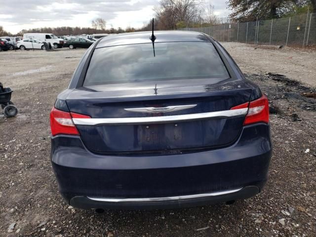 2013 Chrysler 200 Limited