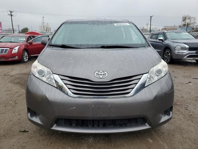 2015 Toyota Sienna LE