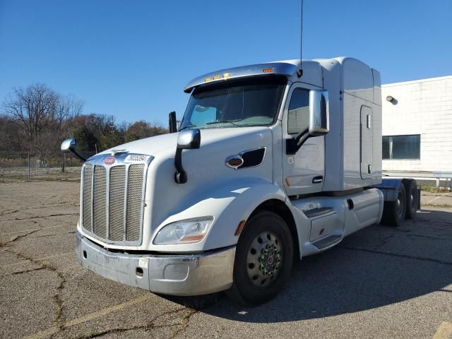 2016 Peterbilt 579