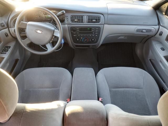 2005 Ford Taurus SE