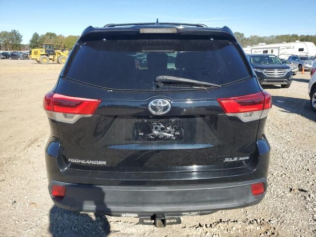 2018 Toyota Highlander SE