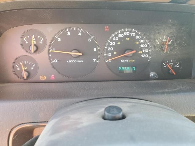 2000 Jeep Grand Cherokee Laredo