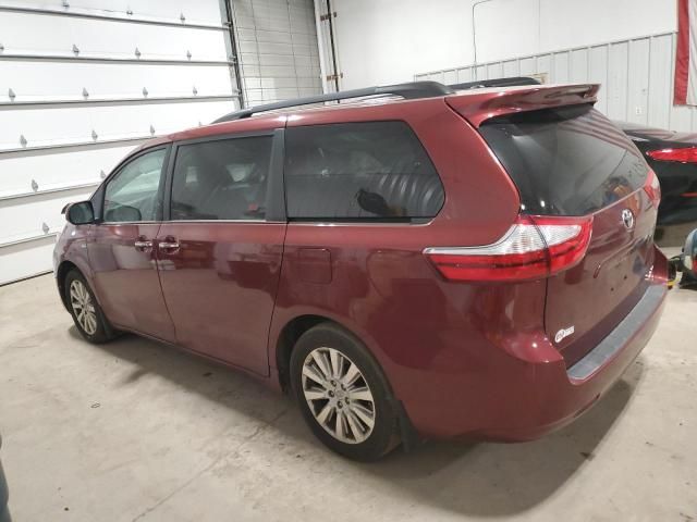 2016 Toyota Sienna XLE