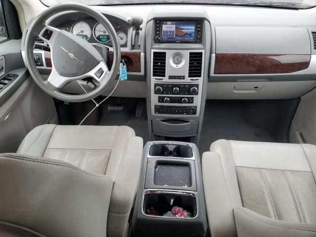 2009 Chrysler Town & Country Touring