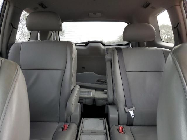 2011 Toyota Highlander Base