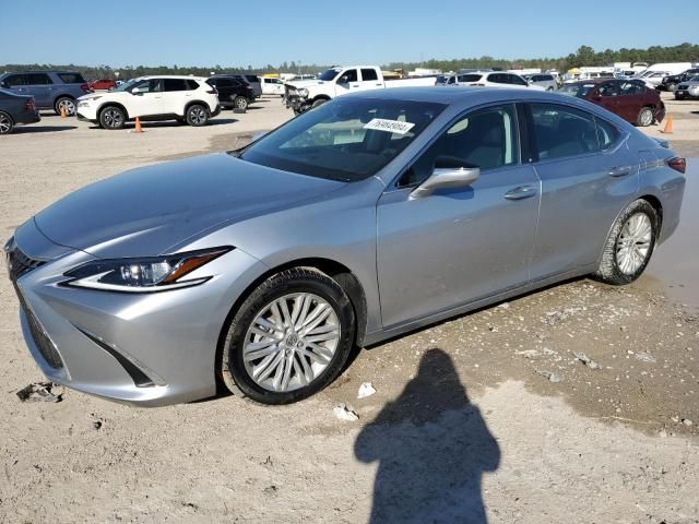 2023 Lexus ES 300H Base