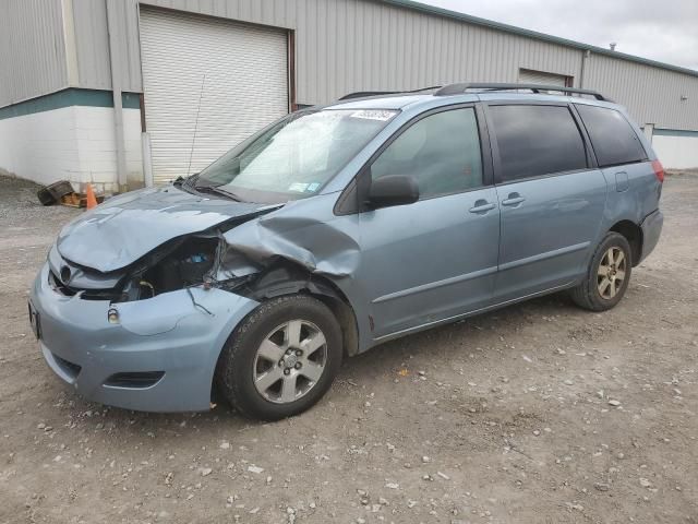 2006 Toyota Sienna CE