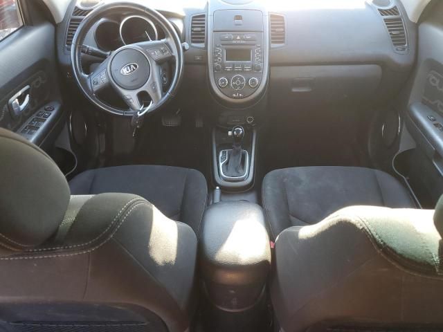 2013 KIA Soul +