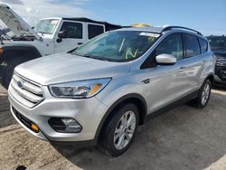 Carros salvage sin ofertas aún a la venta en subasta: 2018 Ford Escape SE