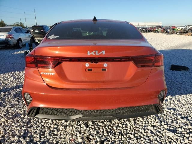 2022 KIA Forte FE