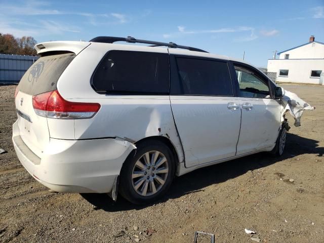 2013 Toyota Sienna XLE