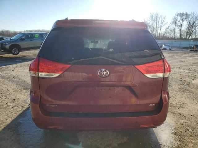 2014 Toyota Sienna XLE