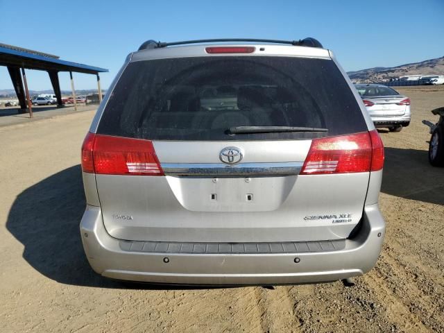 2004 Toyota Sienna XLE