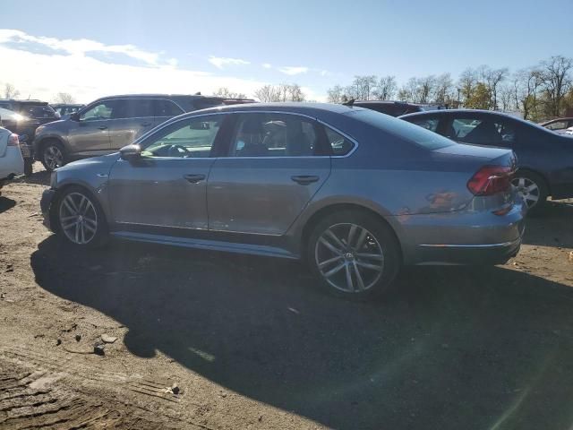 2017 Volkswagen Passat R-Line