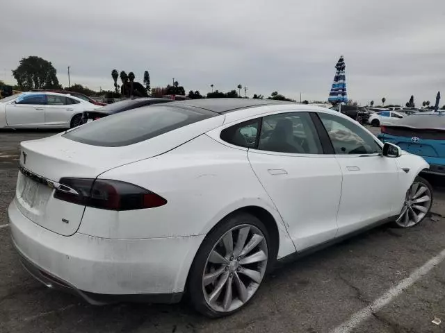 2013 Tesla Model S