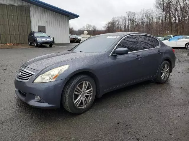 2013 Infiniti G37