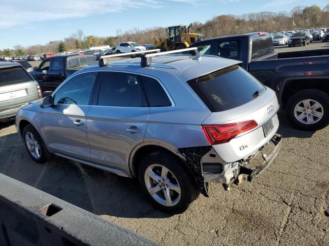 2022 Audi Q5 Premium 40